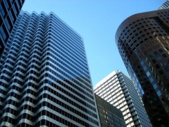 Realitní trh se zmítá v nejistotách