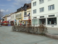 Realitný november 2010: Menšie projekty prihrali komunálne voľby