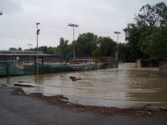 Rozpustí povodně zatuhlost české ekonomiky?