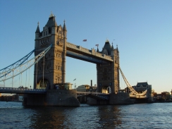 Globálním nákupním rájem je stále Londýn