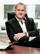 Petr Rotter nastupuje do PASSERINVEST GROUP