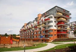 Záporné sazby by zvedly poptávku po nemovitostech