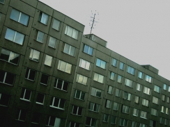 Dopyt po bratislavských starších bytoch je vysoký, ich ceny rastú rýchlejšie ako ceny novostavieb