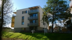 Na začiatku roka 2017 sa k rastúcim cenám bytov pridali aj domy